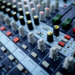 Download Wallpaper 2048x1152 Equipment Installation Sound Recording